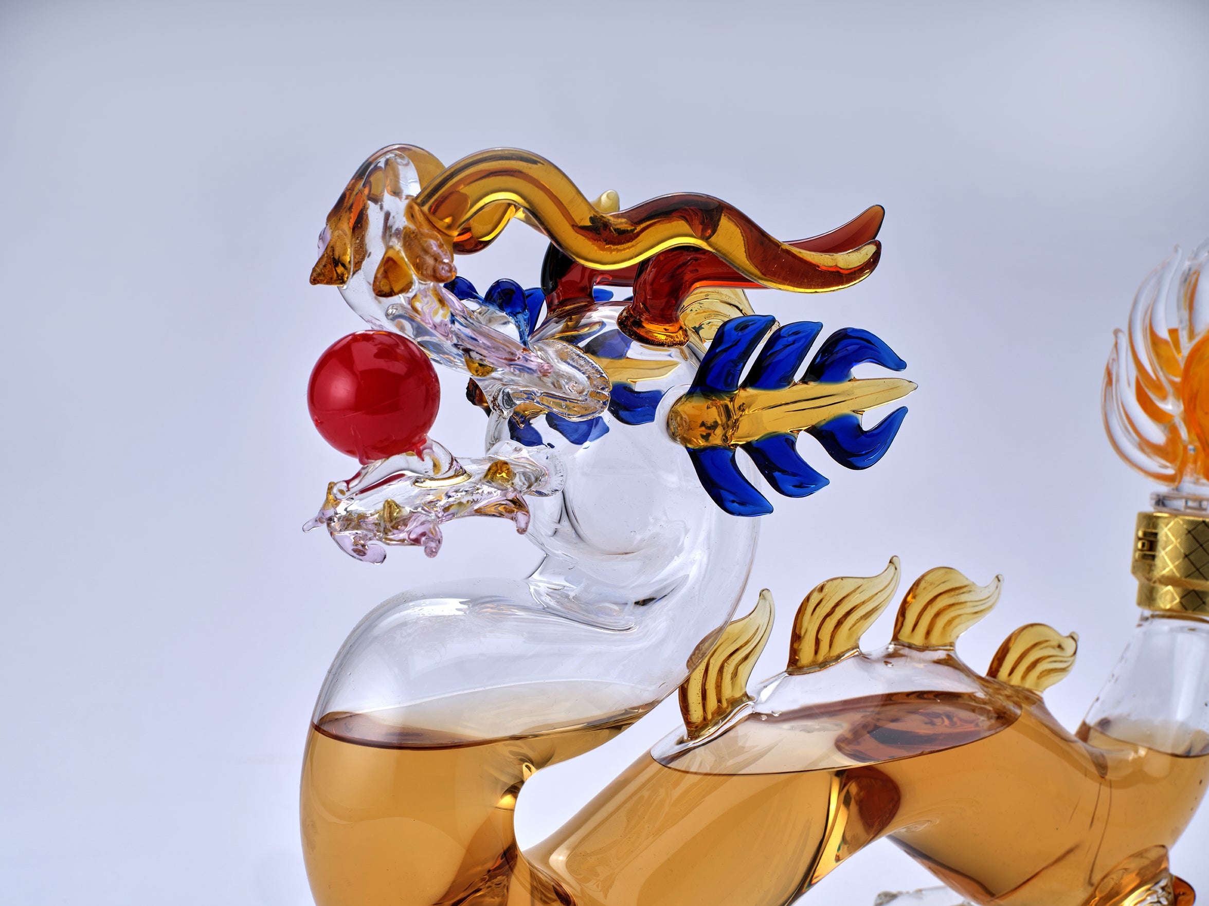 Luxury dragon decanter